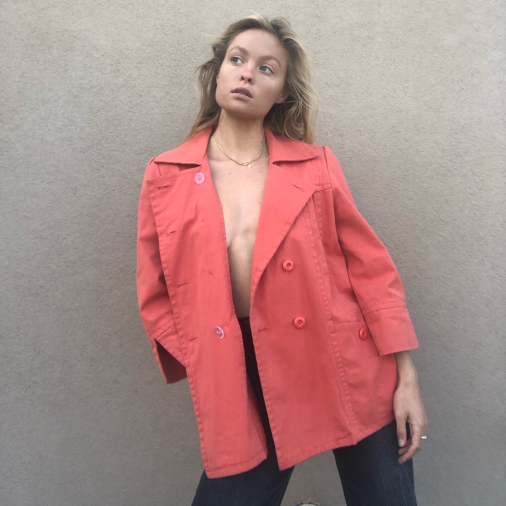 VINTAGE CORAL BLAZER